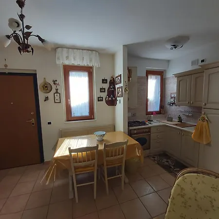 Snowflake Apartment *